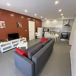 Da Silva Surf Six Apartment